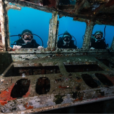 Tours, Scuba Diving