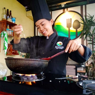 Cooking Classes, Tours, Local Workshops