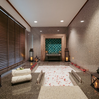 Spas, Thai Massage