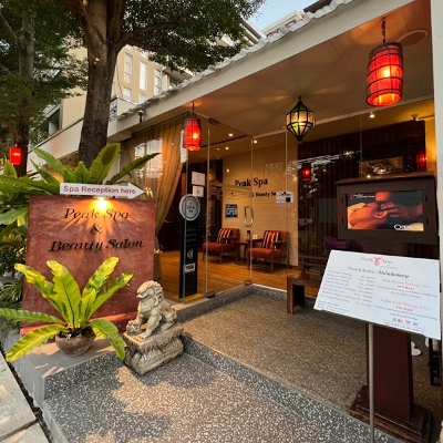 Spas, Thai Massage