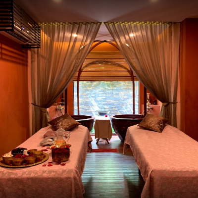 Spas, Thai Massage