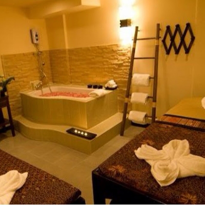 Spas, Thai Massage