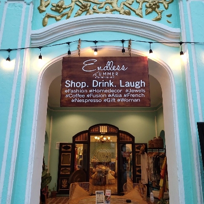Shopping, Gift Shops