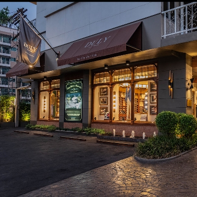 Shopping, Gift Shops