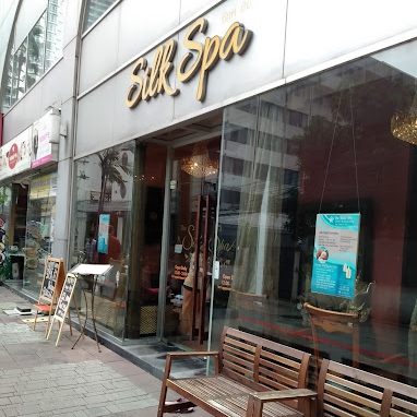 Spas, Thai Massage